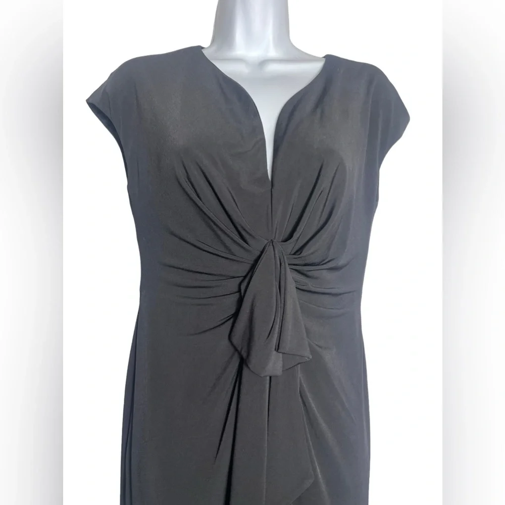Donna Ricco dress size 6 simple black dress for career or evening wear 🖤 - Picture 2 of 5